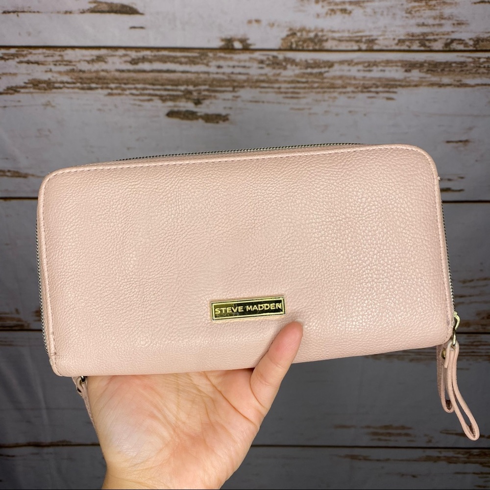 Steve Madden Wallet